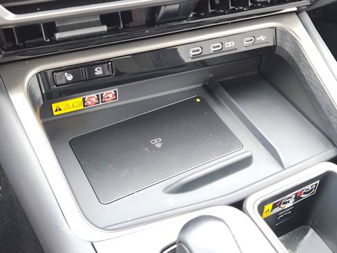 Used 2024 Lexus TX 500h AWD w/ Technology Package image 22