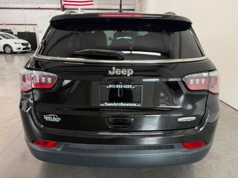 Used 2018 Jeep Compass Latitude FWD image 6