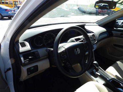 Used 2015 Honda Accord LX image 6