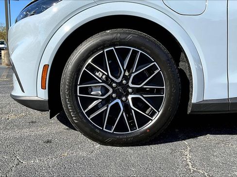 New 2025 Ford Mustang Mach-E Premium image 12