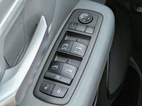Used 2022 RAM 1500 Big Horn RWD image 22