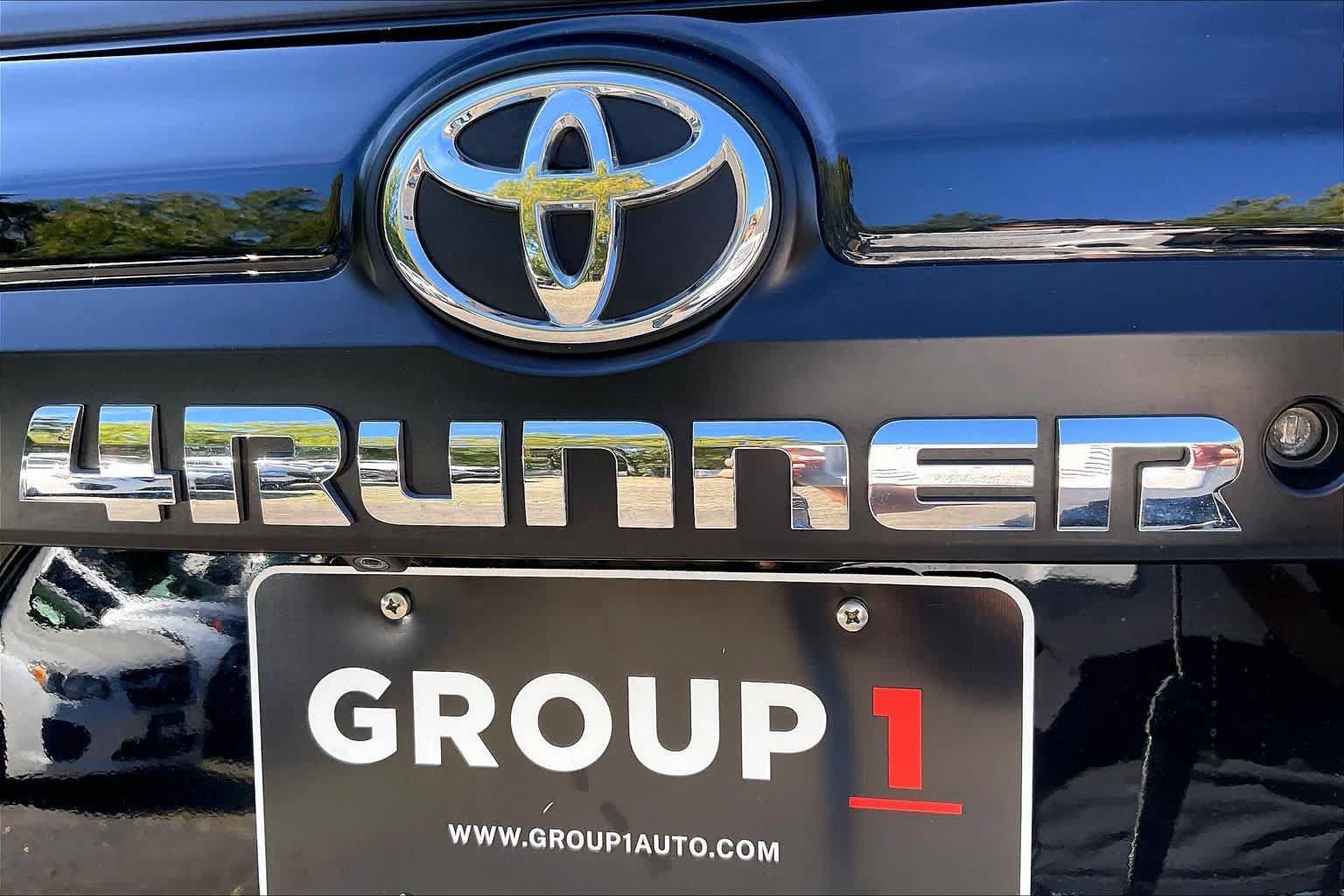 Used 2019 Toyota 4Runner TRD Off-Road Premium AWD/4WD image 30