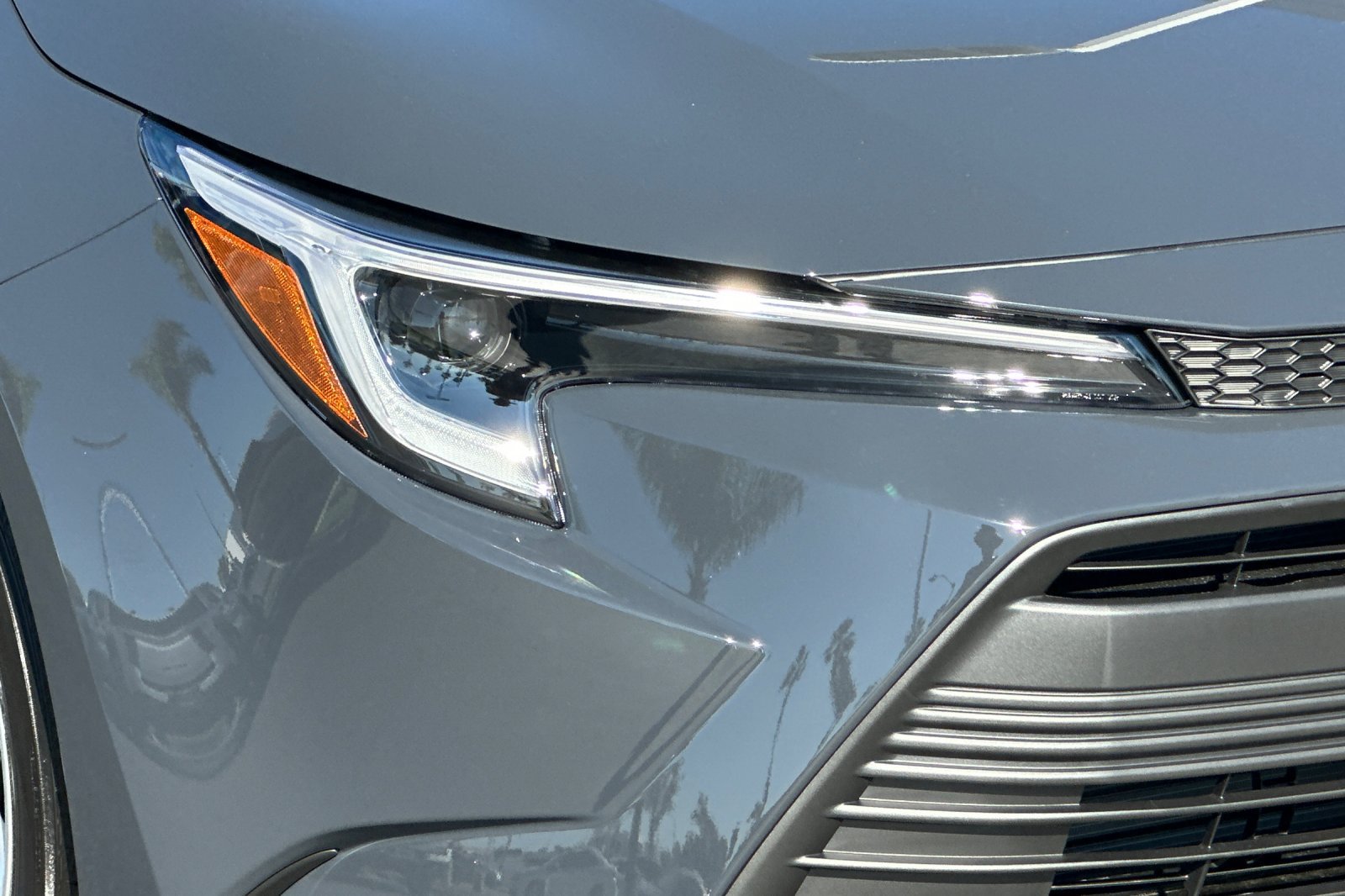 New 2027 Toyota Corolla LE FWD image 30