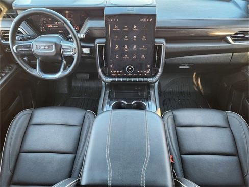 Used 2025 GMC Yukon Elevation image 18