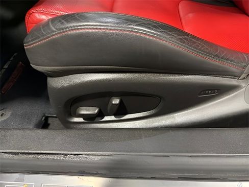 Used 2016 Chevrolet Camaro SS image 13