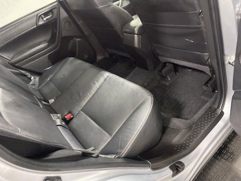 Used 2014 Subaru Forester 2.5i Touring AWD/4WD image 16
