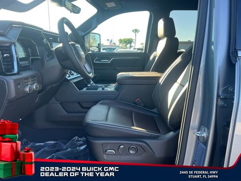 New 2026 GMC Sierra 2500 Denali w/ Denali Reserve Package image 9