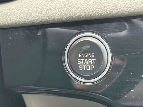 Used 2022 Kia Sportage EX FWD image 35