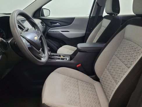 Used 2023 Chevrolet Equinox LS w/ LPO, Floor Liner Package image 17