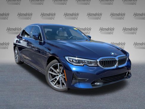 Used 2020 BMW 330i Sedan w/ Convenience Package image 2
