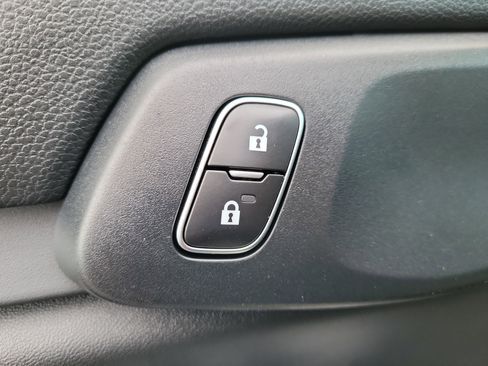 Used 2025 Ford Ranger XLT w/ Trailer Tow Package image 23