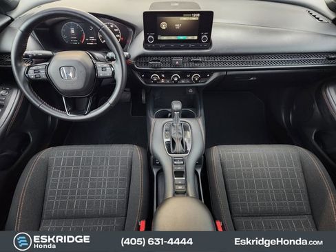 Used 2025 Honda HR-V Sport image 26