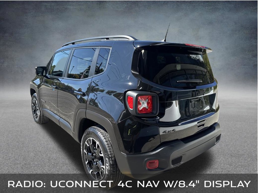 Used 2023 Jeep Renegade Latitude AWD/4WD image 3