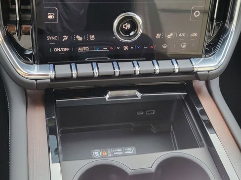 New 2026 GMC Yukon Denali image 11