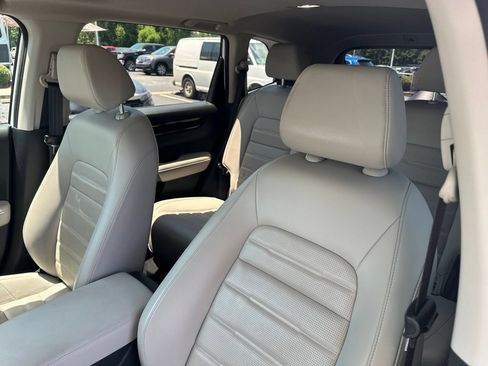 Used 2024 Honda CR-V EX-L image 23