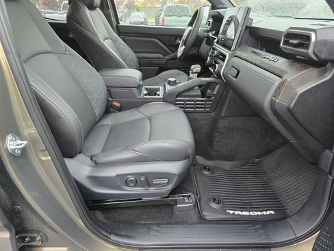 Certified 2025 Toyota Tacoma Limited image 12