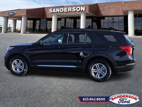 Certified 2022 Ford Explorer XLT w/ Class IV Trailer Tow Package image 6