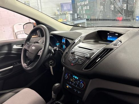 Used 2017 Ford Escape SE AWD/4WD image 28