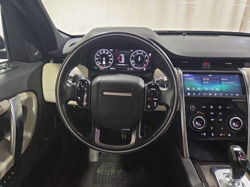 Used 2020 Land Rover Discovery Sport SE R-Dynamic AWD/4WD image 13
