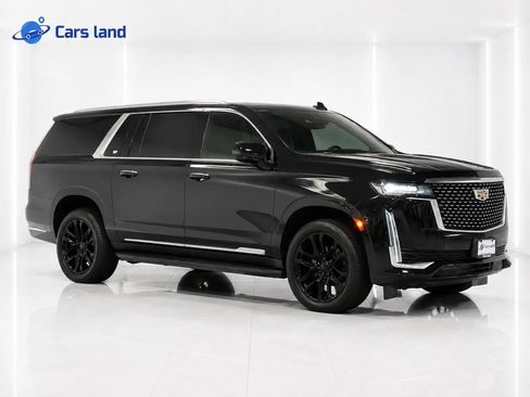 Used 2023 Cadillac Escalade ESV Luxury RWD image 2