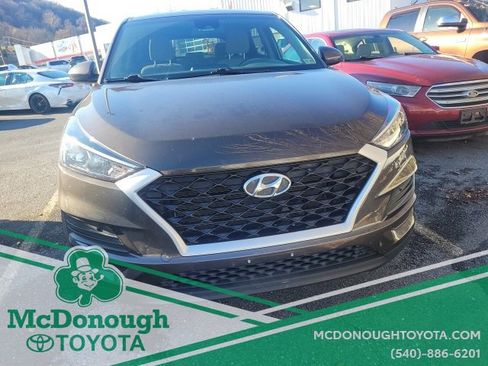 Used 2019 Hyundai Tucson SE image 2