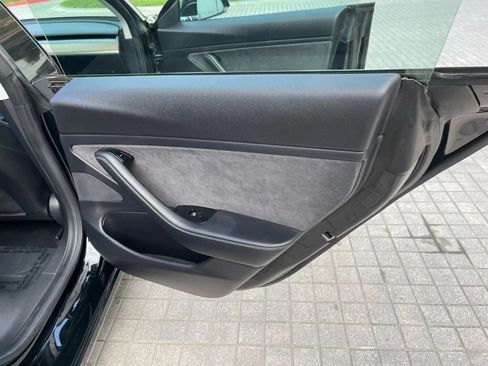 Used 2019 Tesla Model 3 Long Range RWD image 25