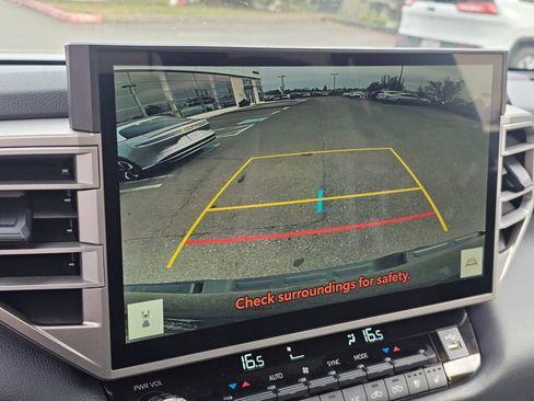 Used 2025 Toyota Tundra Limited image 36