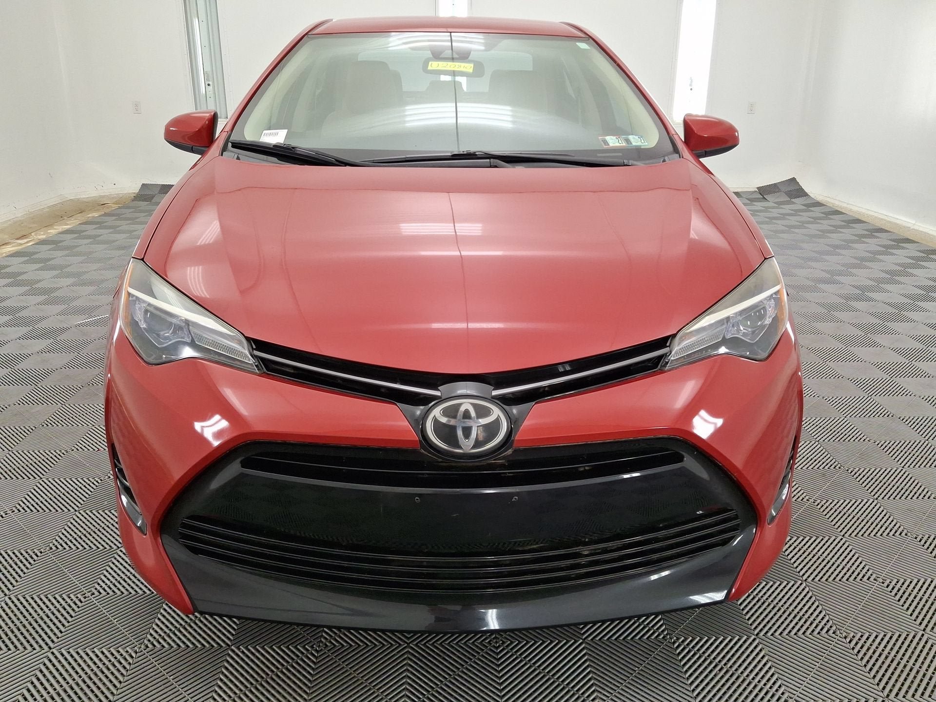 Used 2017 Toyota Corolla LE FWD image 28
