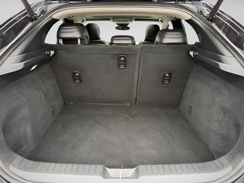 Used 2021 MAZDA CX-30 FWD 2.5 S w/ Premium Package image 22