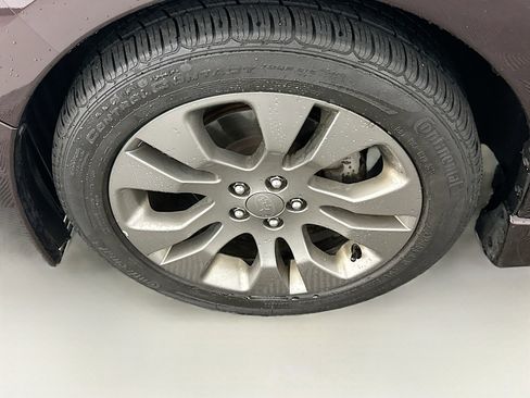 Used 2013 Subaru Impreza 2.0i Sport Limited image 11