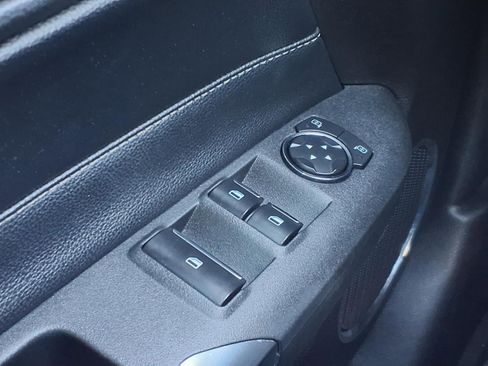 Used 2022 Ford Mustang Premium image 24