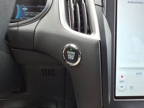 Used 2023 Ford Edge SEL w/ Convenience Package image 23