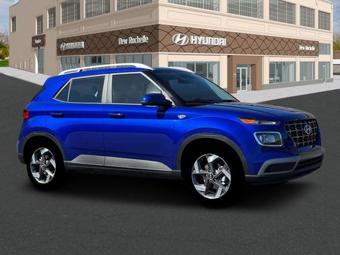 New 2026 Hyundai Venue SEL image 10