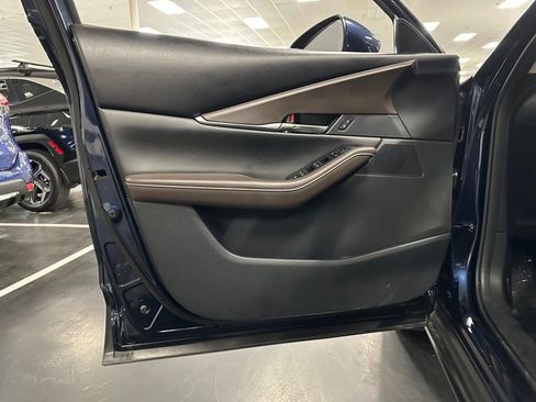 Used 2023 MAZDA CX-30 AWD 2.5 S w/ Premium Package image 13