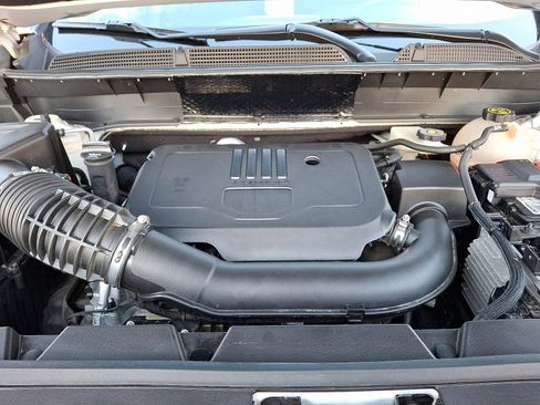 Certified 2023 GMC Acadia SLE w/ Driver Convenience Package image 28