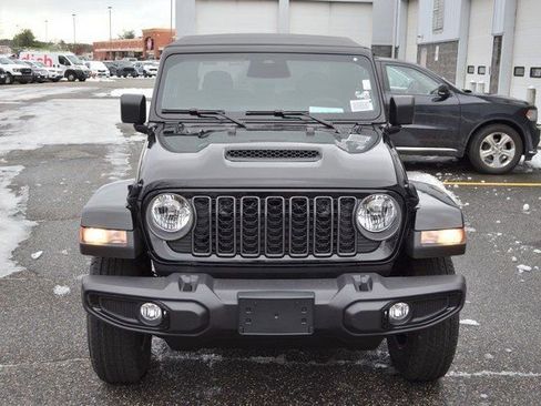 New 2026 Jeep Gladiator Sport image 3