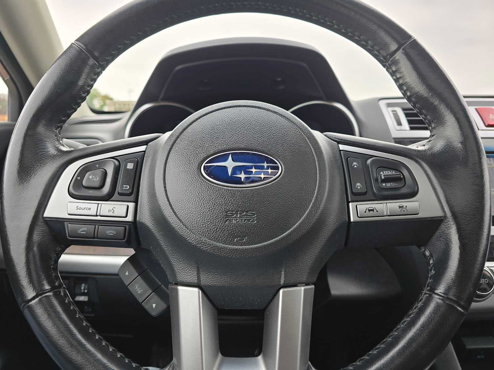 Used 2016 Subaru Outback 2.5i Limited AWD/4WD image 30
