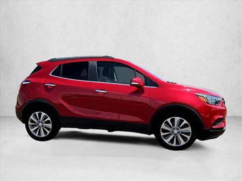 Certified 2018 Buick Encore Preferred FWD image 9
