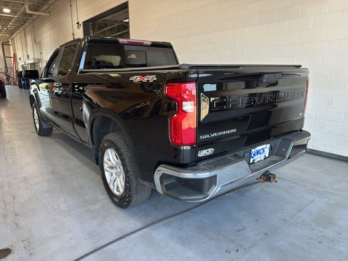 Used 2019 Chevrolet Silverado 1500 LT w/ All-Star Edition AWD/4WD image 3