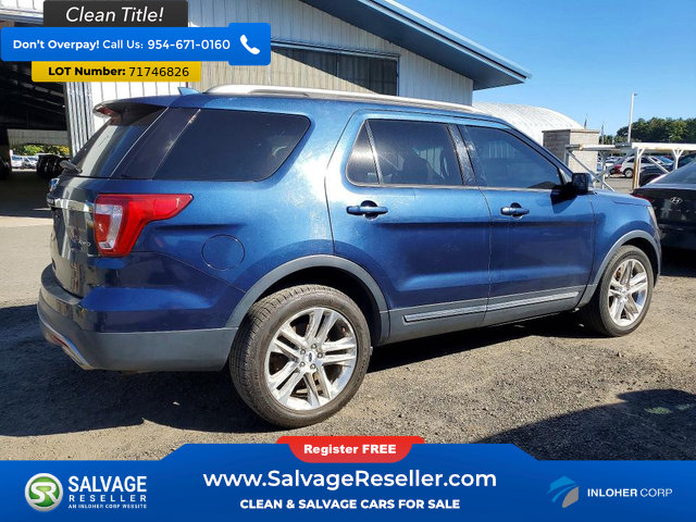 Used 2016 Ford Explorer XLT w/ Equipment Group 202A AWD/4WD image 4