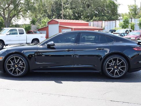 Used 2020 Porsche Panamera 4S image 4