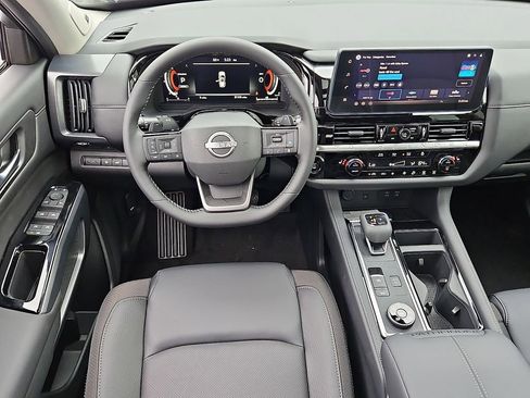 New 2026 Nissan Pathfinder SL w/ SL Premium Package AWD/4WD image 7