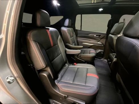 Used 2024 Chevrolet Traverse RS w/ LPO, Floor Liner Package image 25