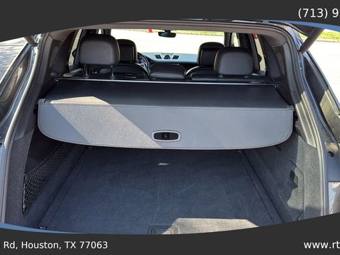 Used 2019 Porsche Cayenne S image 32