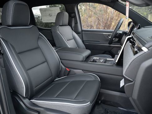 New 2026 GMC Sierra EV Elevation AWD/4WD image 37