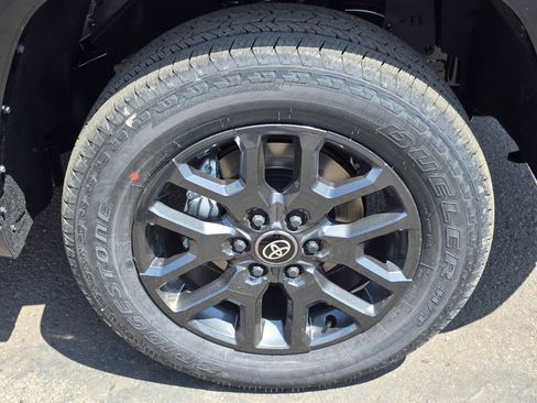 New 2025 Toyota Tundra Platinum image 9