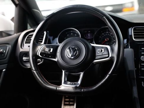 Used 2019 Volkswagen GTI SE FWD image 31