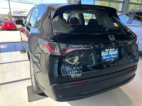 Used 2023 Honda HR-V LX image 10
