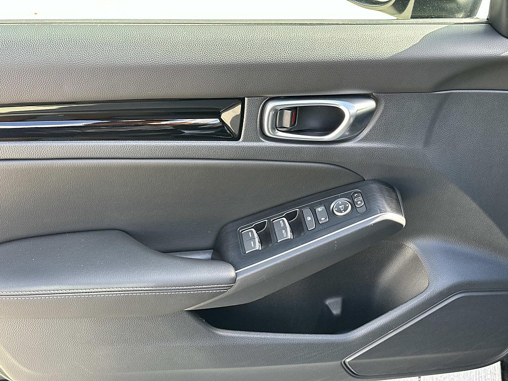 Certified 2025 Honda Civic Sport Touring image 15