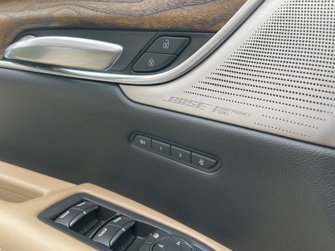 Used 2021 Cadillac XT5 Premium Luxury w/ Platinum Package image 12